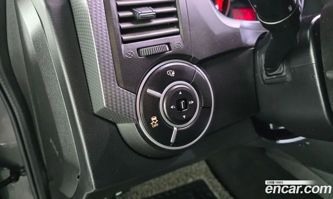 SsangYong Korando 2015 2.0 автомат (гидро), фото 16
