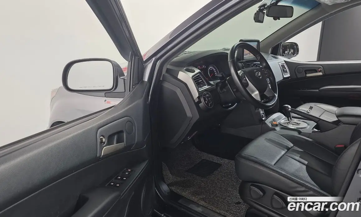 SsangYong Korando 2017 2.2 автомат (гидро), фото 17