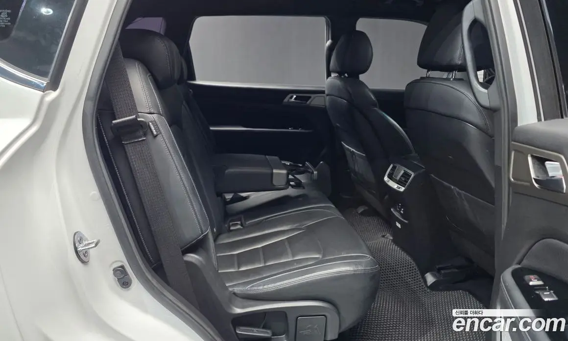 SsangYong Rexton 2017 2.2 автомат (гидро), фото 18 SsangYong Rexton 2017 2.2 автомат (гидро), фото 18