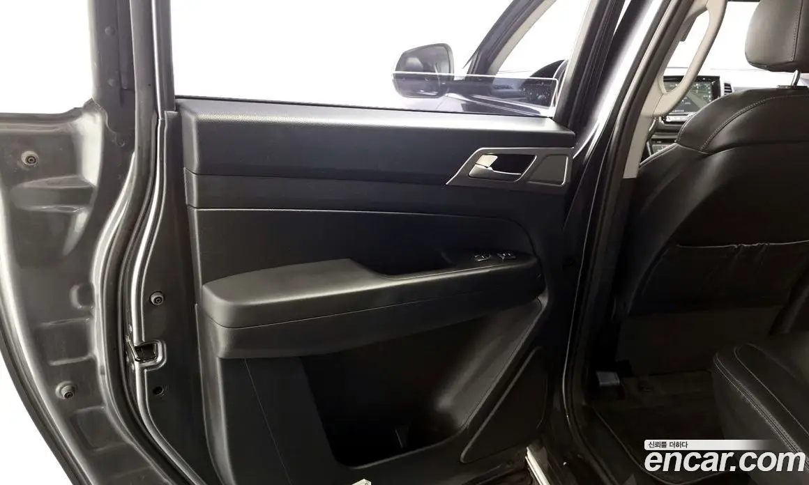 SsangYong Rexton 2019 2.2 автомат (гидро), фото 15