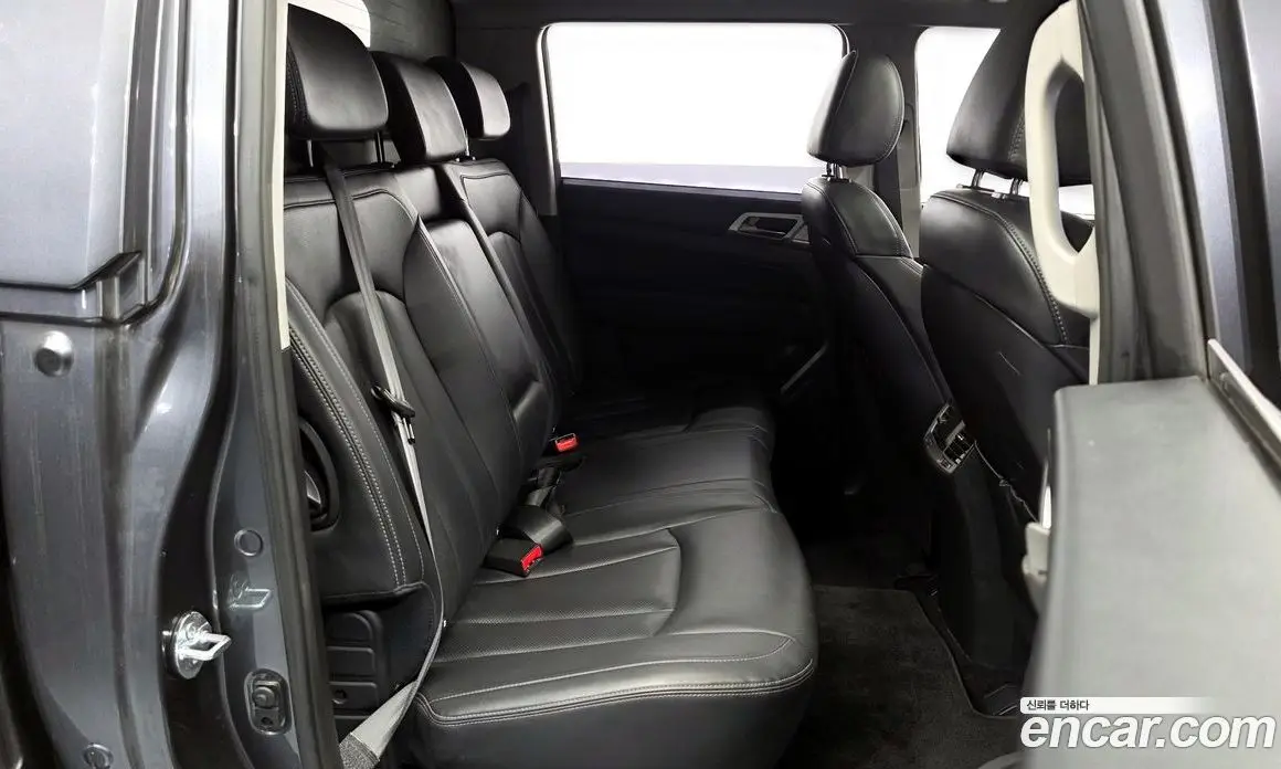 SsangYong Rexton 2019 2.2 автомат (гидро), фото 17
