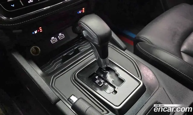 SsangYong Rexton 2022 2.2 автомат (гидро), миниатюра 12