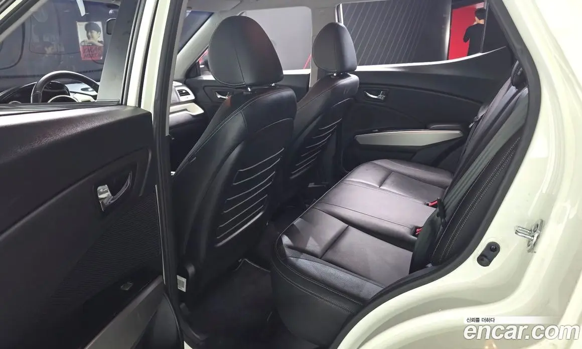 SsangYong TIBOLI 2015 1.6 автомат (гидро), фото 16