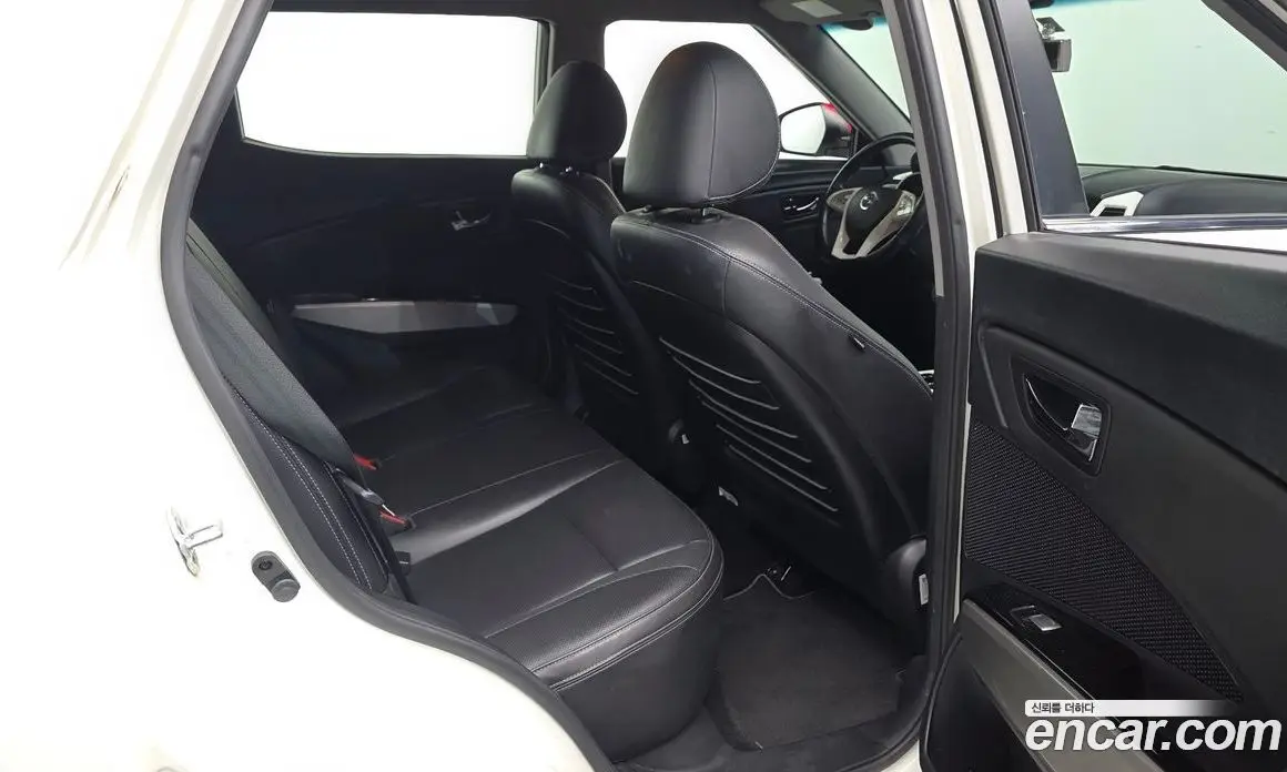 SsangYong TIBOLI 2015 1.6 автомат (гидро), фото 18