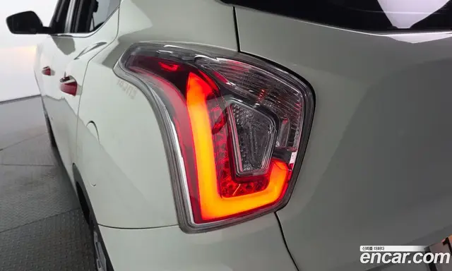 SsangYong TIBOLI 2015 1.6 автомат (гидро), миниатюра 9