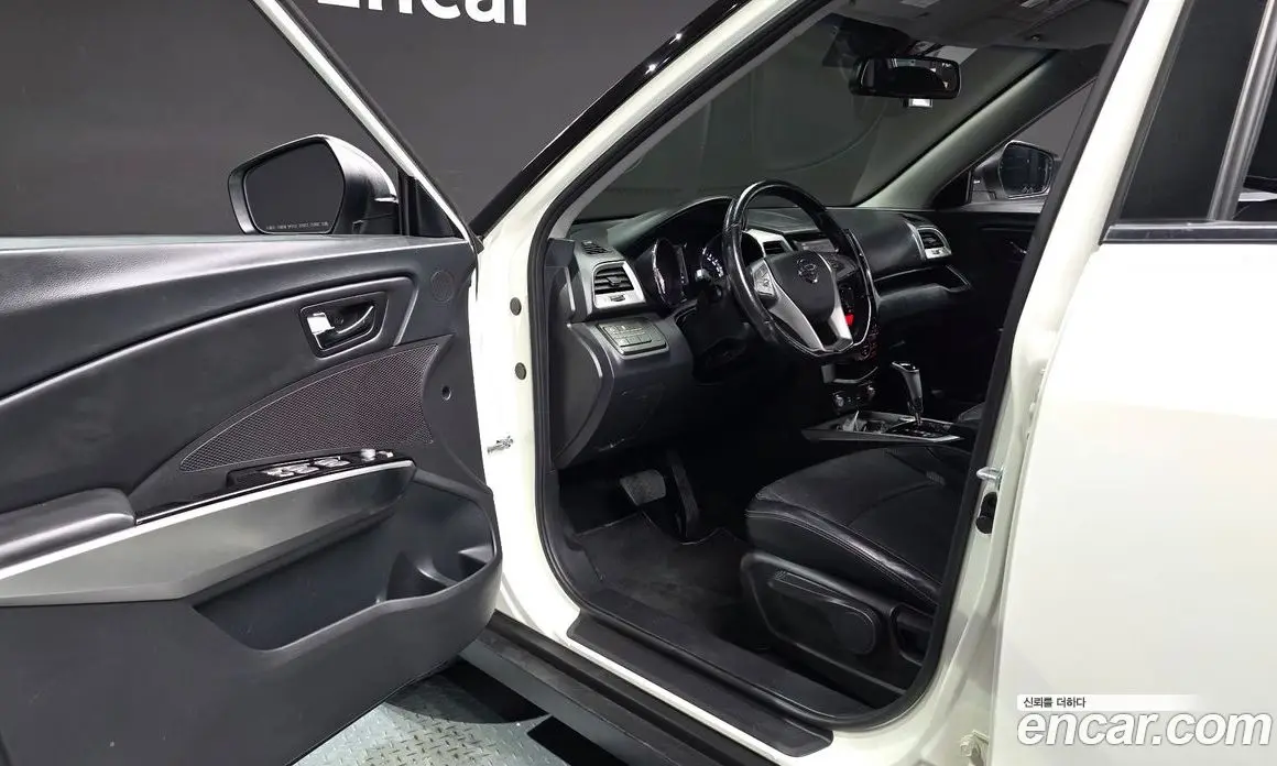 SsangYong TIBOLI 2015 1.6 автомат (гидро), фото 10
