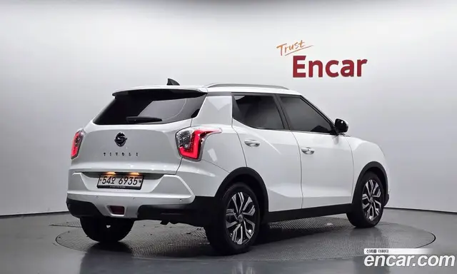 SsangYong TIBOLI 2018 1.6 автомат (гидро), миниатюра 2