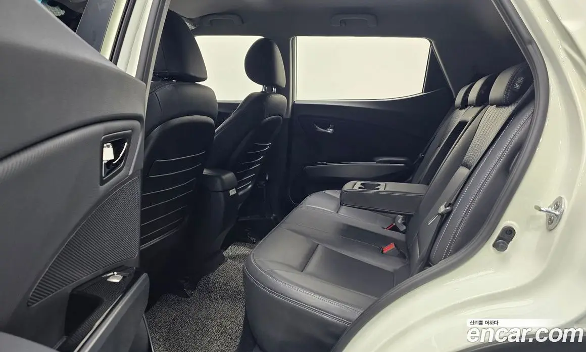 SsangYong TIBOLI 2018 1.6 автомат (гидро), фото 18
