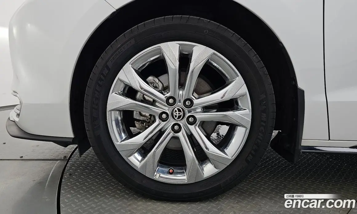 Toyota Sienna 2023 2.5 автомат (гидро), фото 5 Toyota Sienna 2023 2.5 автомат (гидро), фото 5