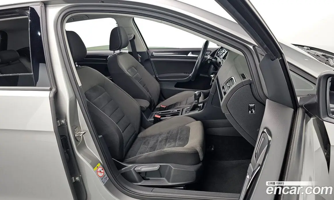 Volkswagen Golf 2014 2.0 автомат (гидро), фото 17 Volkswagen Golf 2014 2.0 автомат (гидро), фото 17