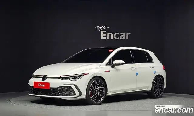 Volkswagen Golf, 2024, 16 467 км