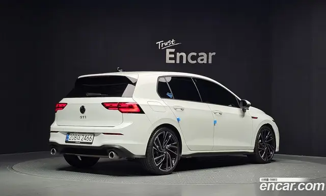 Volkswagen Golf 2024 2.0 автомат (гидро), миниатюра 2