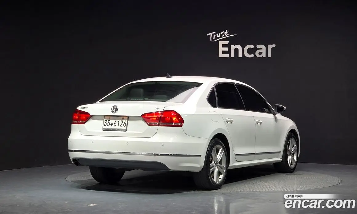 Volkswagen Passat 2013 2.0 автомат (гидро), фото 2 Volkswagen Passat 2013 2.0 автомат (гидро), фото 2