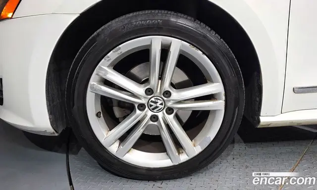 Volkswagen Passat 2013 2.0 автомат (гидро), миниатюра 5 Volkswagen Passat 2013 2.0 автомат (гидро), миниатюра 5