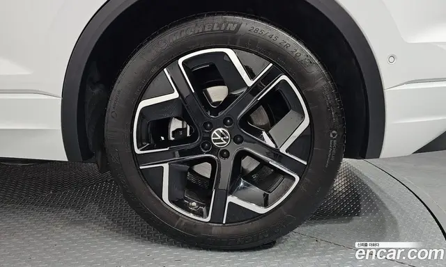 Volkswagen Touareg 2024 3.0 автомат (гидро), миниатюра 7 Volkswagen Touareg 2024 3.0 автомат (гидро), миниатюра 7