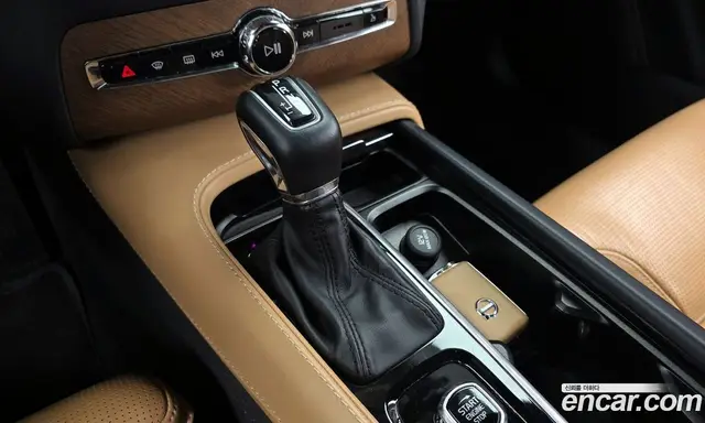 Volvo XC90 2019 2.0 автомат (гидро), миниатюра 12