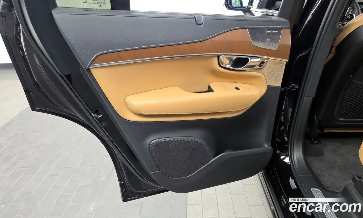 Volvo XC90 2019 2.0 автомат (гидро), фото 15 Volvo XC90 2019 2.0 автомат (гидро), фото 15