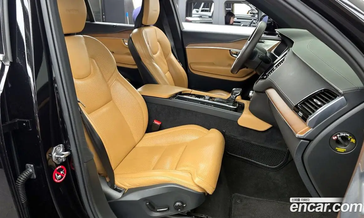 Volvo XC90 2019 2.0 автомат (гидро), фото 17 Volvo XC90 2019 2.0 автомат (гидро), фото 17