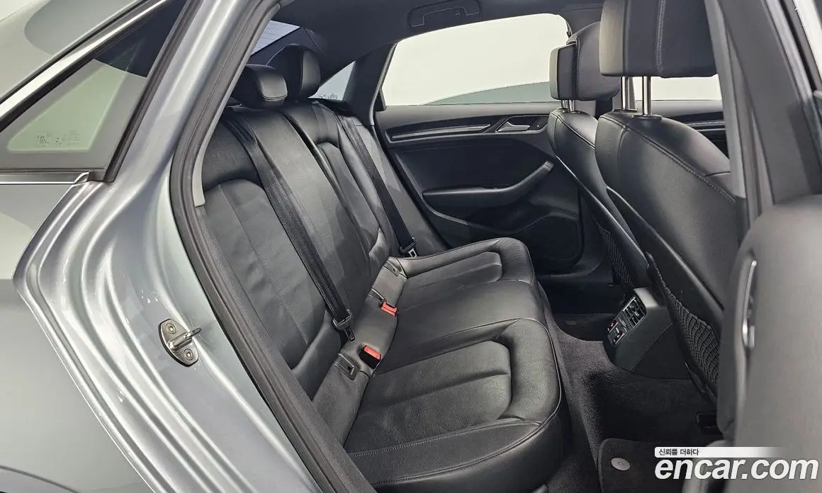 Audi A3 2018 2.0 автомат (гидро), фото 16 Audi A3 2018 2.0 автомат (гидро), фото 16