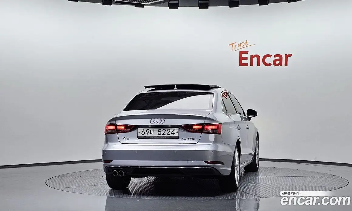 Audi A3 2018 2.0 автомат (гидро), фото 3 Audi A3 2018 2.0 автомат (гидро), фото 3