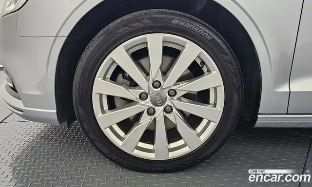 Audi A3 2018 2.0 автомат (гидро), миниатюра 4 Audi A3 2018 2.0 автомат (гидро), миниатюра 4