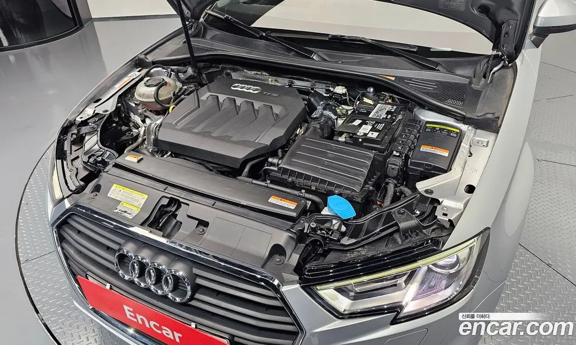 Audi A3 2018 2.0 автомат (гидро), фото 5 Audi A3 2018 2.0 автомат (гидро), фото 5