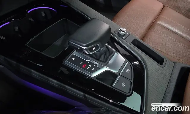Audi A4 2023 2.0 автомат (гидро), миниатюра 12