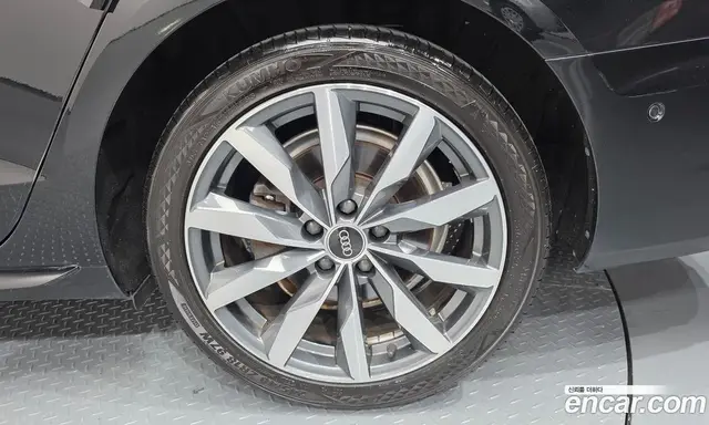 Audi A4 2023 2.0 автомат (гидро), миниатюра 7 Audi A4 2023 2.0 автомат (гидро), миниатюра 7