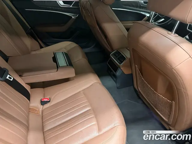 Audi A6 2021 2.0 автомат (гидро), миниатюра 6