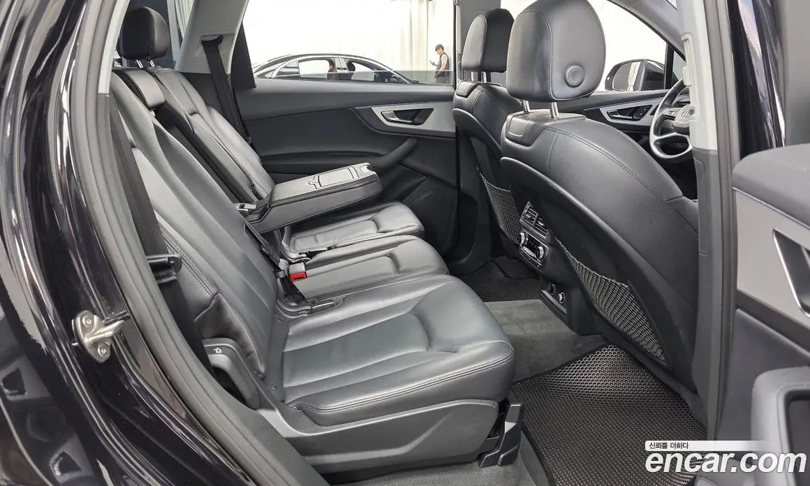 Audi Q7 2019 2.0 автомат (гидро), фото 17 Audi Q7 2019 2.0 автомат (гидро), фото 17