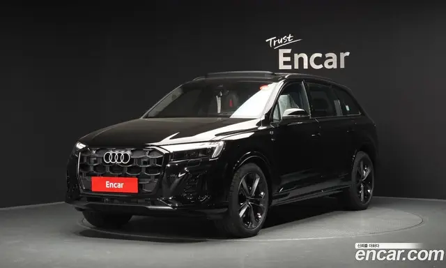 Audi Q7, 2026, 14 км