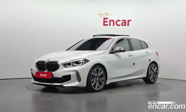 BMW 1 серия, 2023, 16 531 км