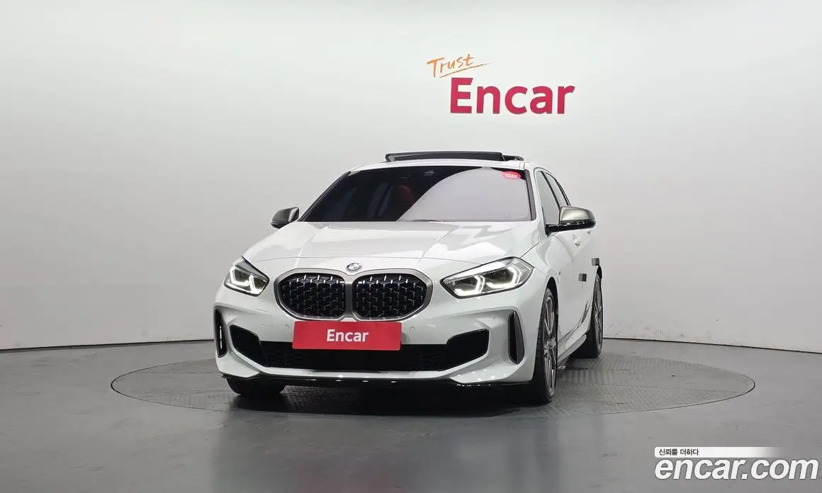 BMW 1 серия 2023 2.0 автомат (гидро), фото 3