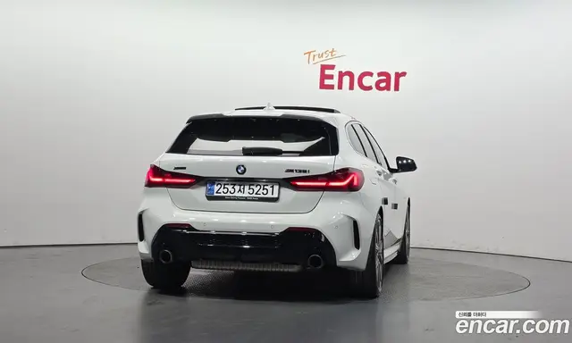 BMW 1 серия 2023 2.0 автомат (гидро), миниатюра 4