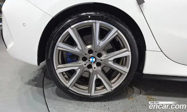 BMW 1 серия 2023 2.0 автомат (гидро), миниатюра 5