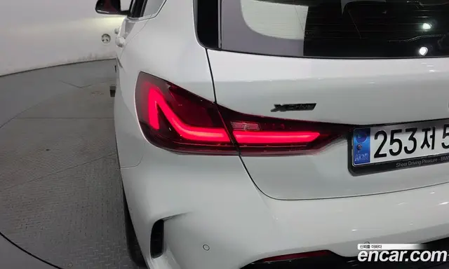 BMW 1 серия 2023 2.0 автомат (гидро), миниатюра 9