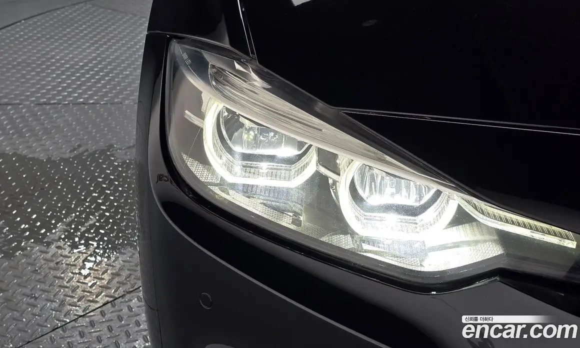 BMW 3 серия 2018 2.0 автомат (гидро), фото 8