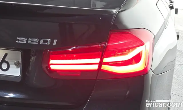 BMW 3 серия 2018 2.0 автомат (гидро), миниатюра 9