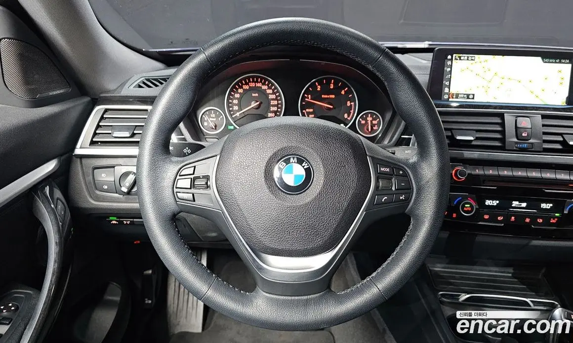 BMW 3 серия 2018 2.0 автомат (гидро), фото 19 BMW 3 серия 2018 2.0 автомат (гидро), фото 19