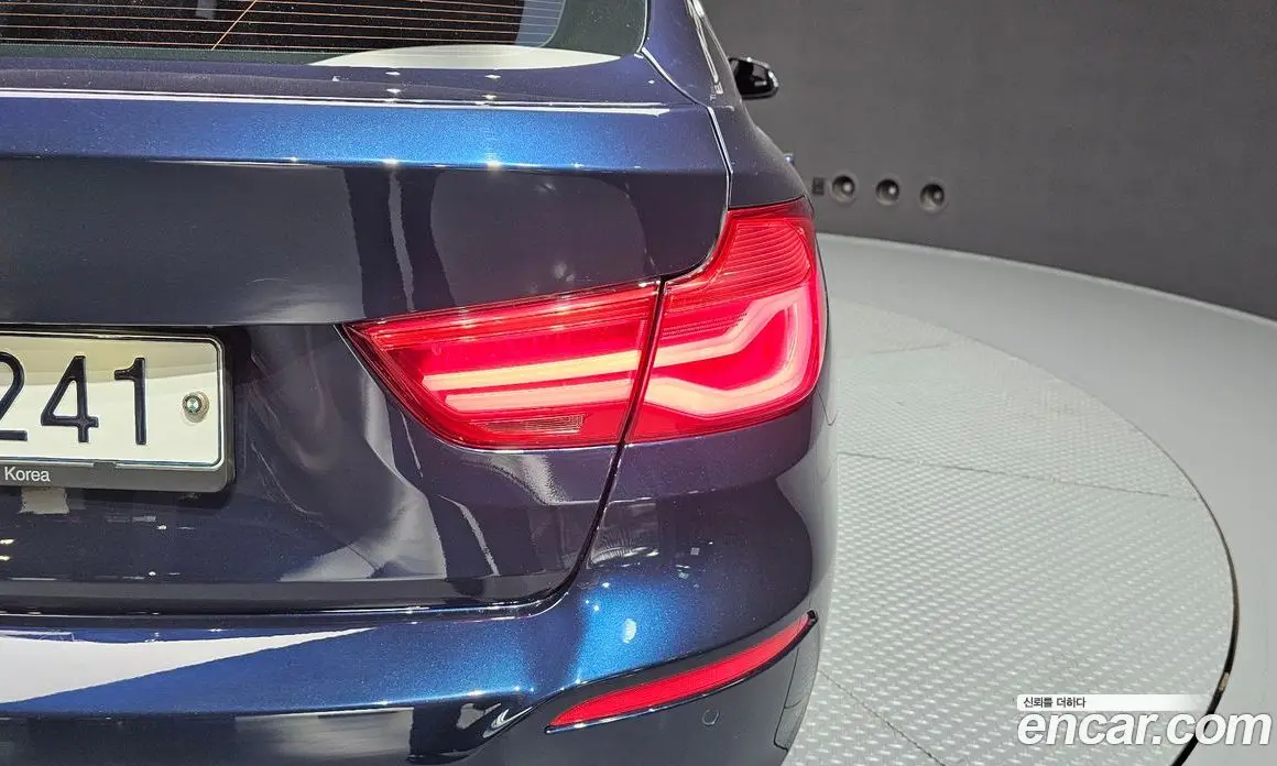 BMW 3 серия 2018 2.0 автомат (гидро), фото 9 BMW 3 серия 2018 2.0 автомат (гидро), фото 9