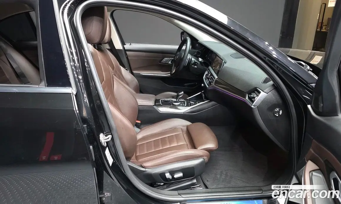 BMW 3 серия 2021 2.0 автомат (гидро), фото 17