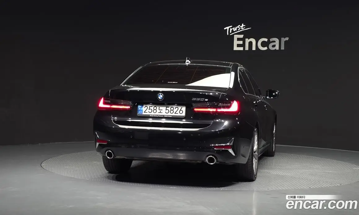 BMW 3 серия 2021 2.0 автомат (гидро), фото 4