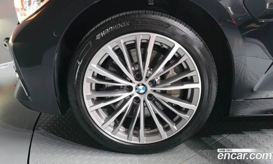 BMW 3 серия 2021 2.0 автомат (гидро), фото 5