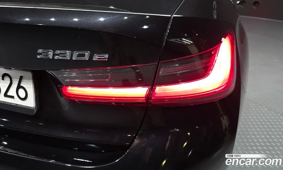 BMW 3 серия 2021 2.0 автомат (гидро), фото 9