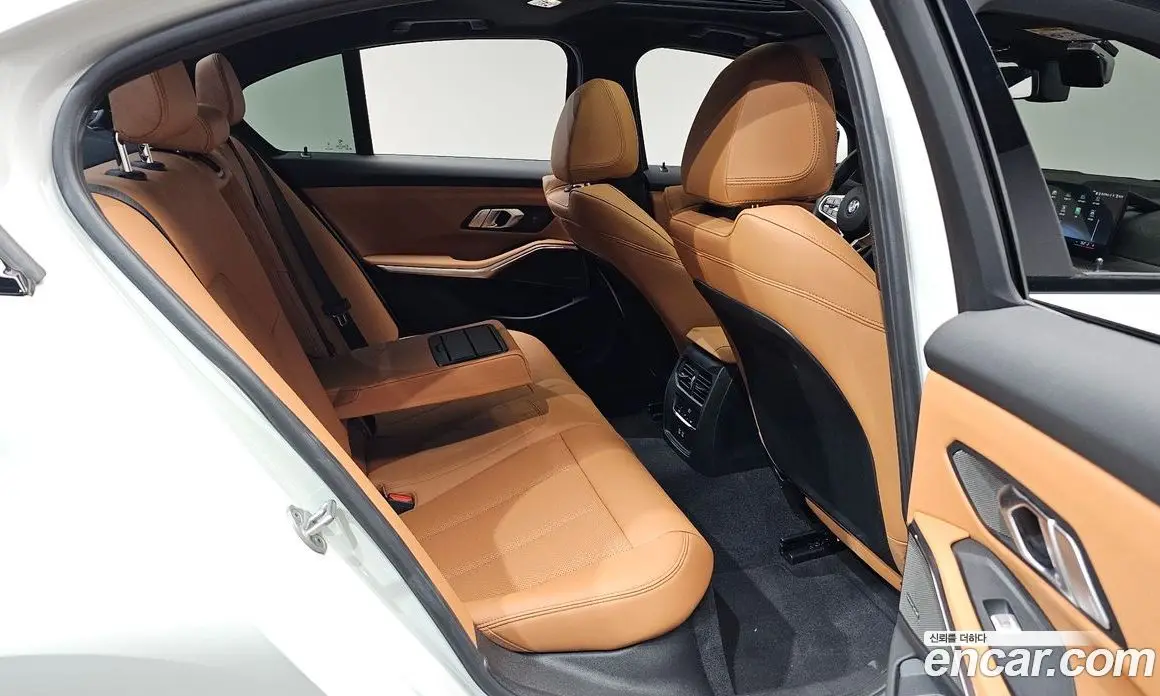 BMW 3 серия 2025 2.0 автомат (гидро), фото 15 BMW 3 серия 2025 2.0 автомат (гидро), фото 15