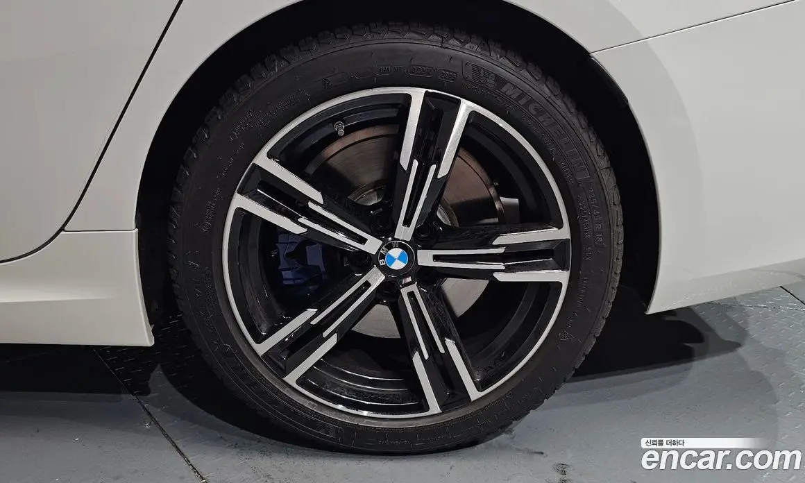 BMW 3 серия 2025 2.0 автомат (гидро), фото 6 BMW 3 серия 2025 2.0 автомат (гидро), фото 6