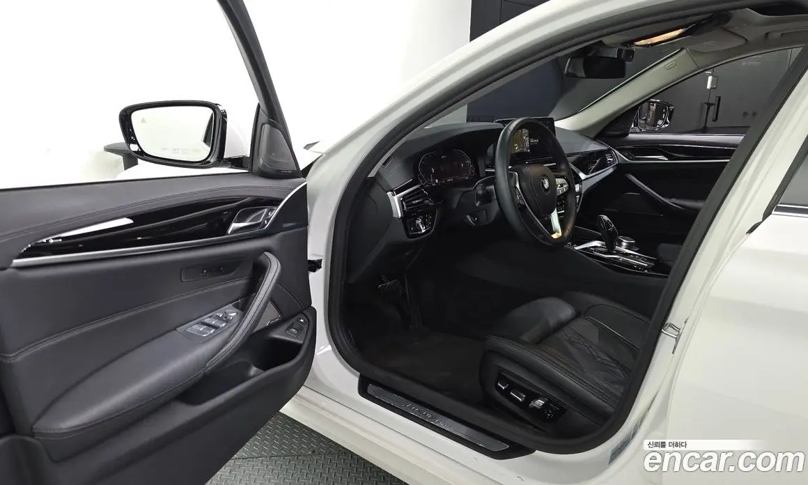 BMW 5 серия 2021 2.0 автомат (гидро), фото 13 BMW 5 серия 2021 2.0 автомат (гидро), фото 13