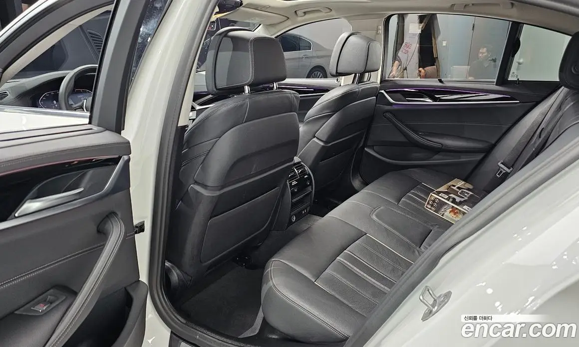 BMW 5 серия 2022 2.0 автомат (гидро), фото 18