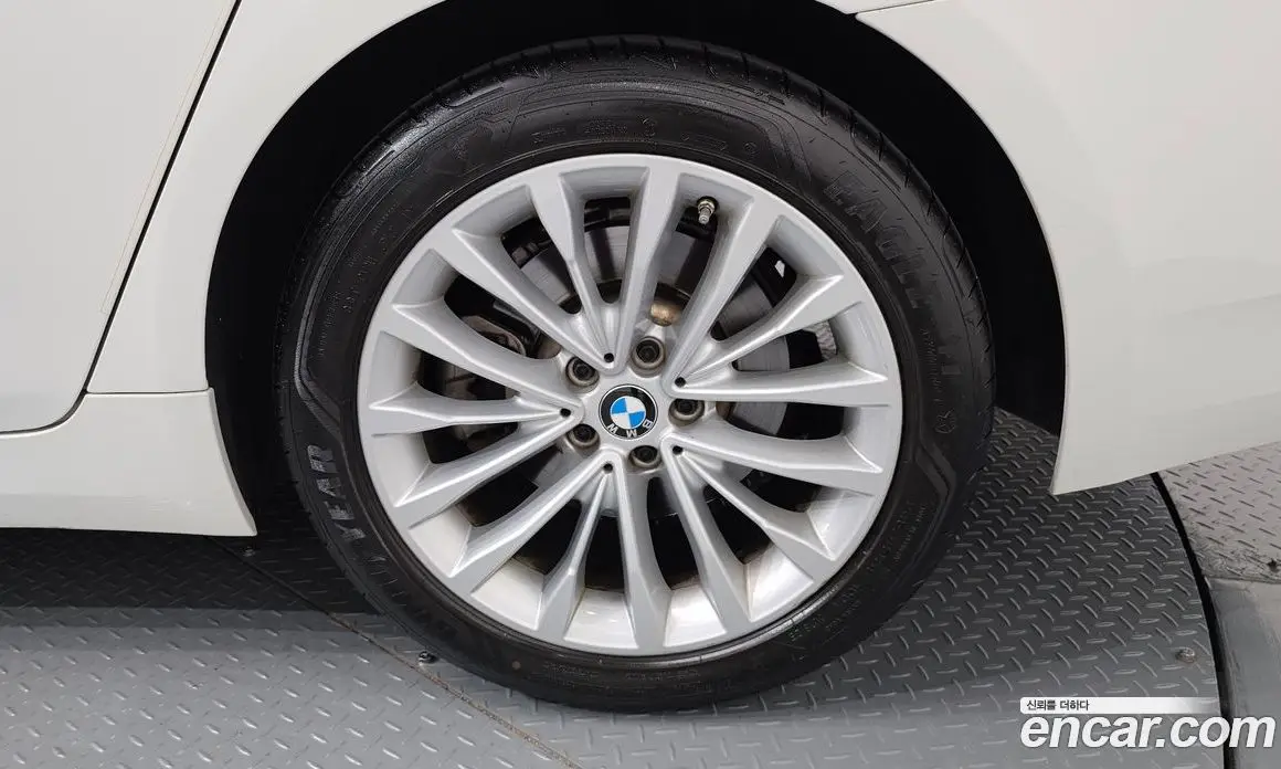 BMW 5 серия 2022 2.0 автомат (гидро), фото 7