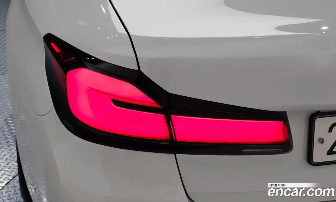 BMW 5 серия 2022 2.0 автомат (гидро), фото 9